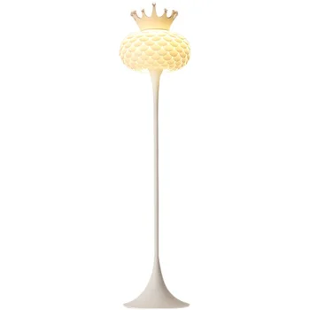 Короната на Лампиона Хол и Спалня на Принцеса Лекота Модерна Вертикална Лампа Осветление за Всекидневната Лампи - Изображение 1  